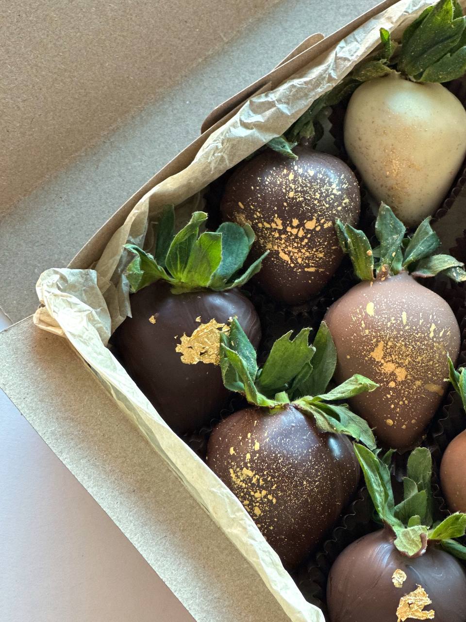 Covered chocolate strawberries