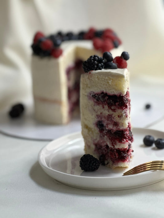 Currant tenderness cake