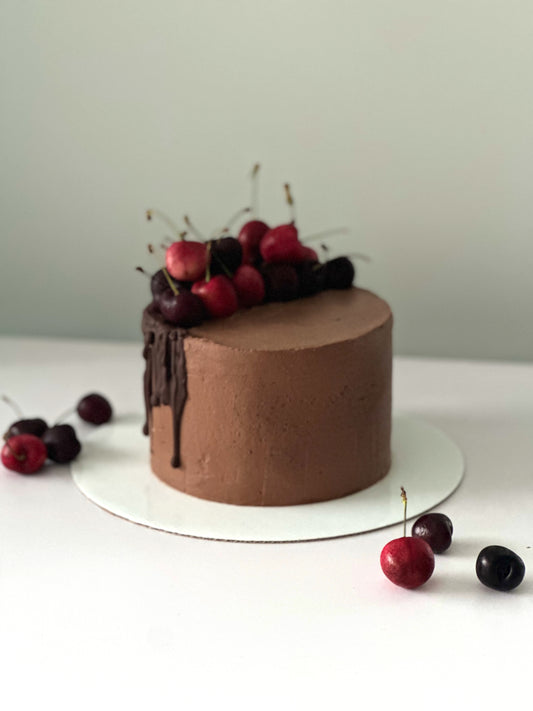 Chocolate cherry cake