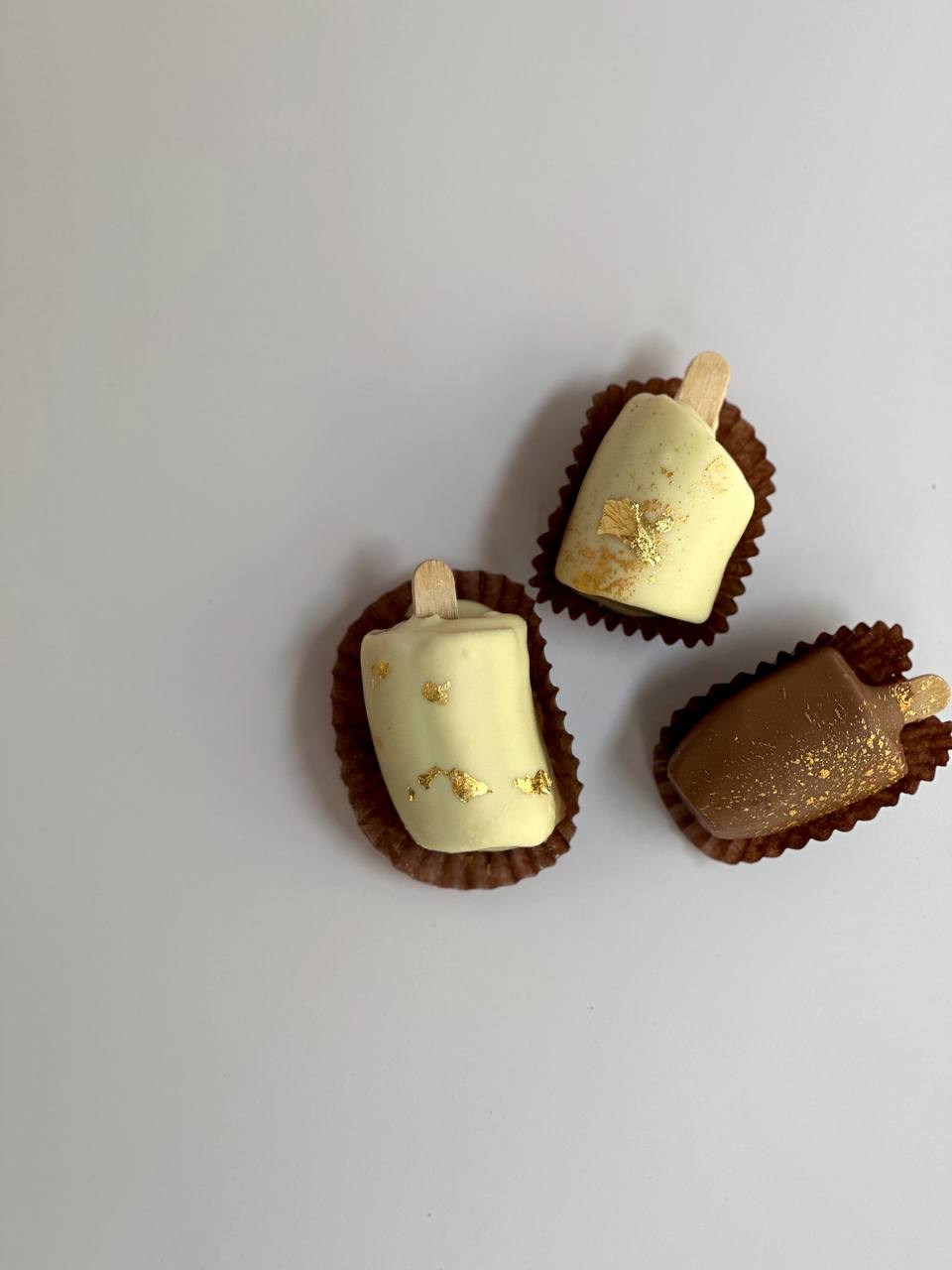 Covered chocolate bananas